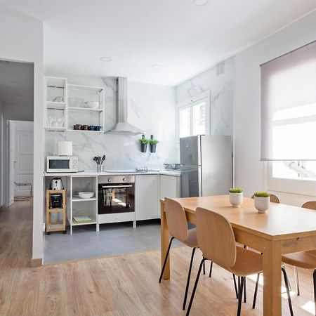 Blau Atic Apartment バルセロナ エクステリア 写真
