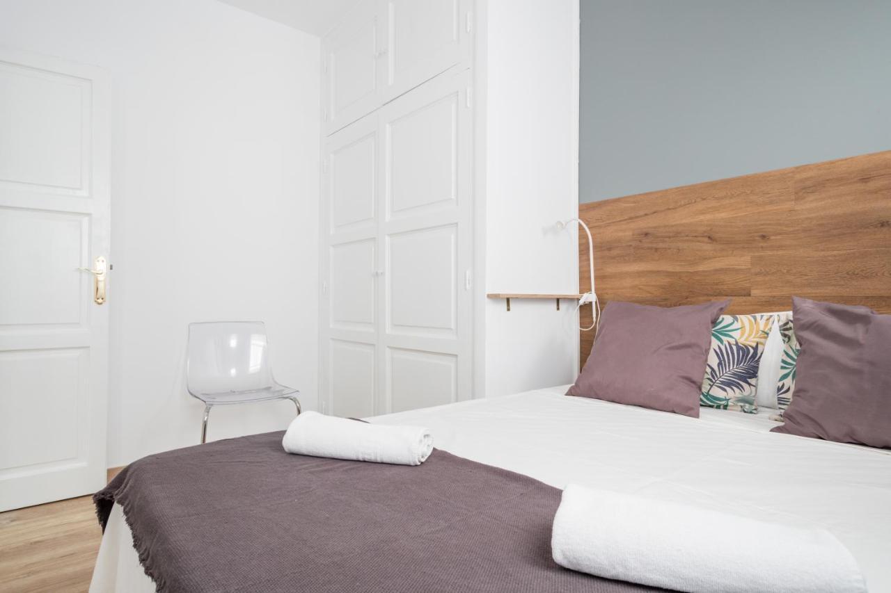 Blau Atic Apartment バルセロナ エクステリア 写真