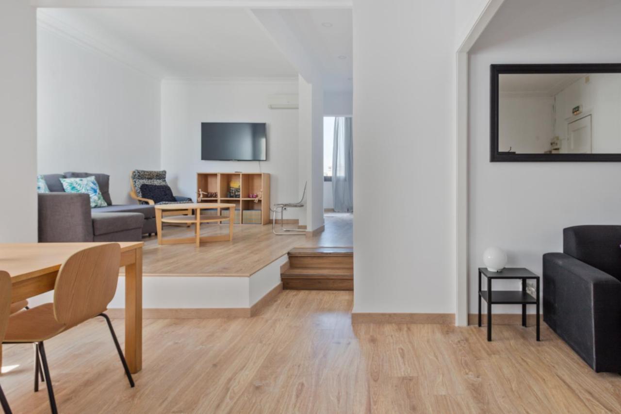 Blau Atic Apartment バルセロナ エクステリア 写真